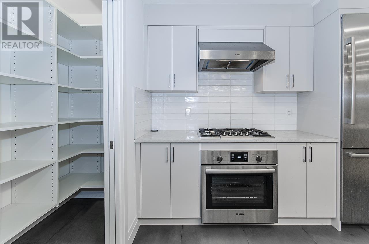 Listing Picture 17 of 26 : 1805 STEPHENS STREET, Vancouver / 溫哥華 - 魯藝地產 Yvonne Lu Group - MLS Medallion Club Member