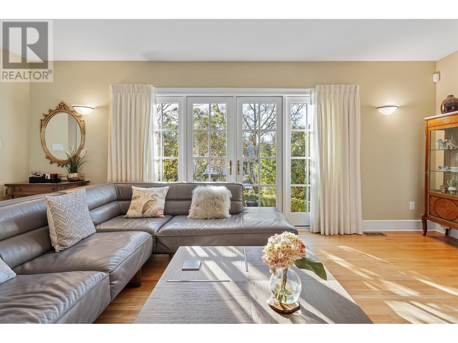 4755 W 7th Avenue, Vancouver, British Columbia  V6T 1C7 - Photo 11 - R2963078
