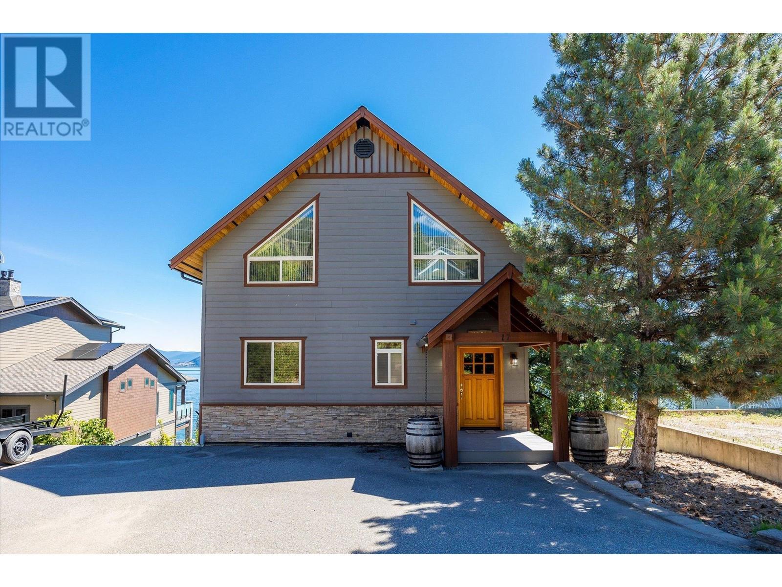 17 Nerie Road, Vernon, British Columbia  V1H 2E4 - Photo 4 - 10336532