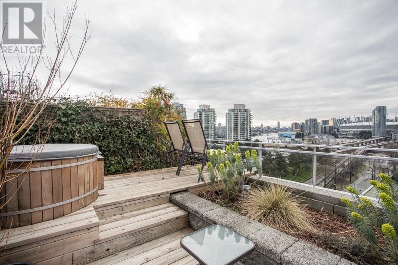 Ph901 221 Union Street, Vancouver, British Columbia  V6A 0B4 - Photo 3 - R2972336