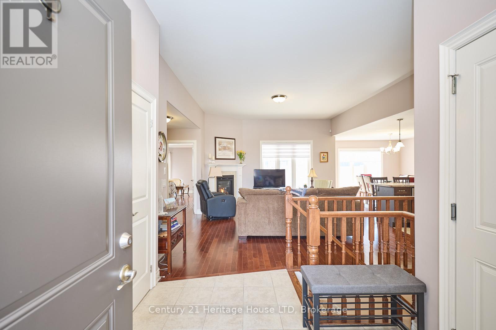 3281 Charleston Drive, Fort Erie, Ontario  L0S 1N0 - Photo 6 - X12000558