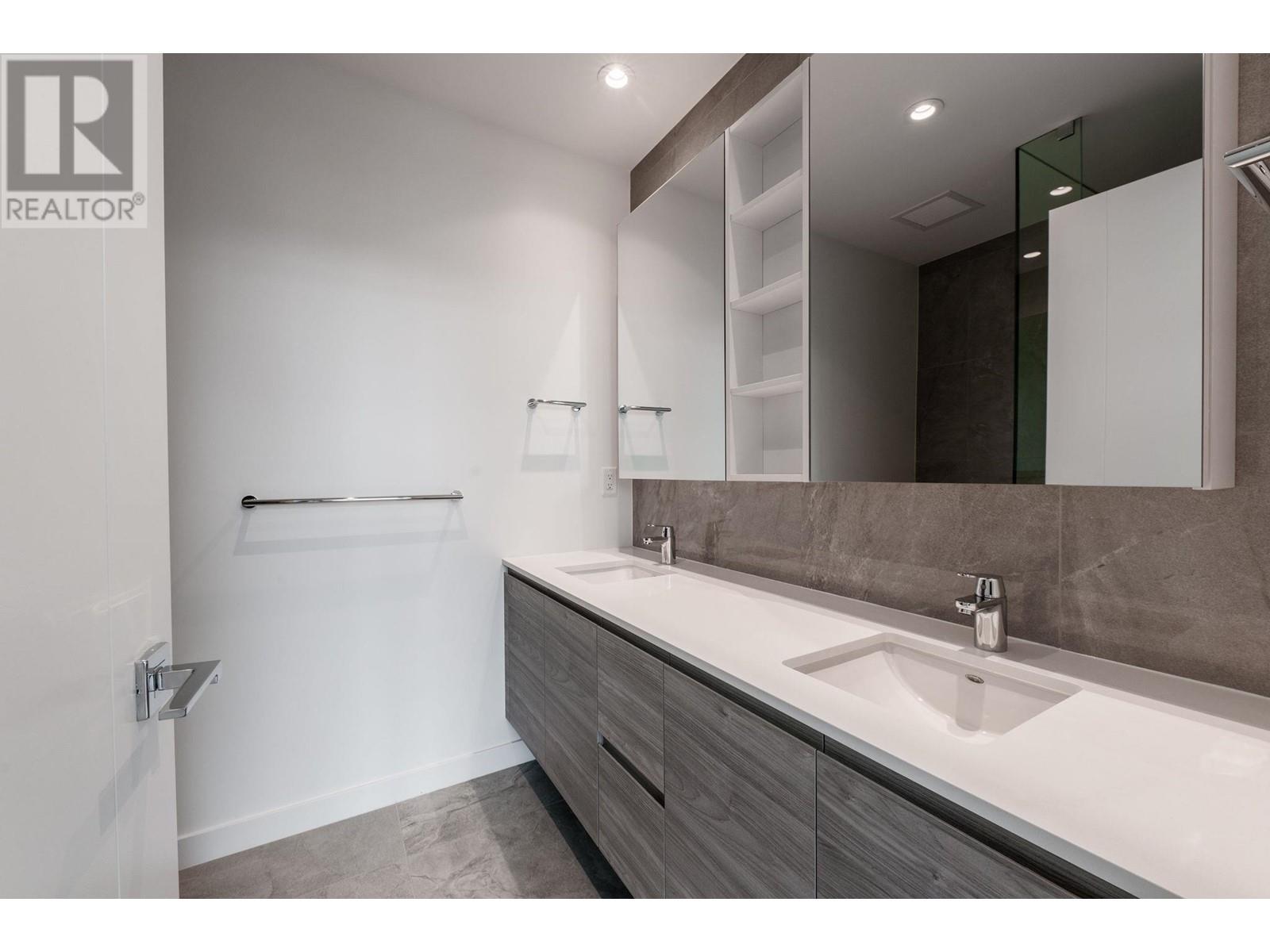 1303 680 Quayside Drive, New Westminster, British Columbia  V3M 0P2 - Photo 18 - R2973396