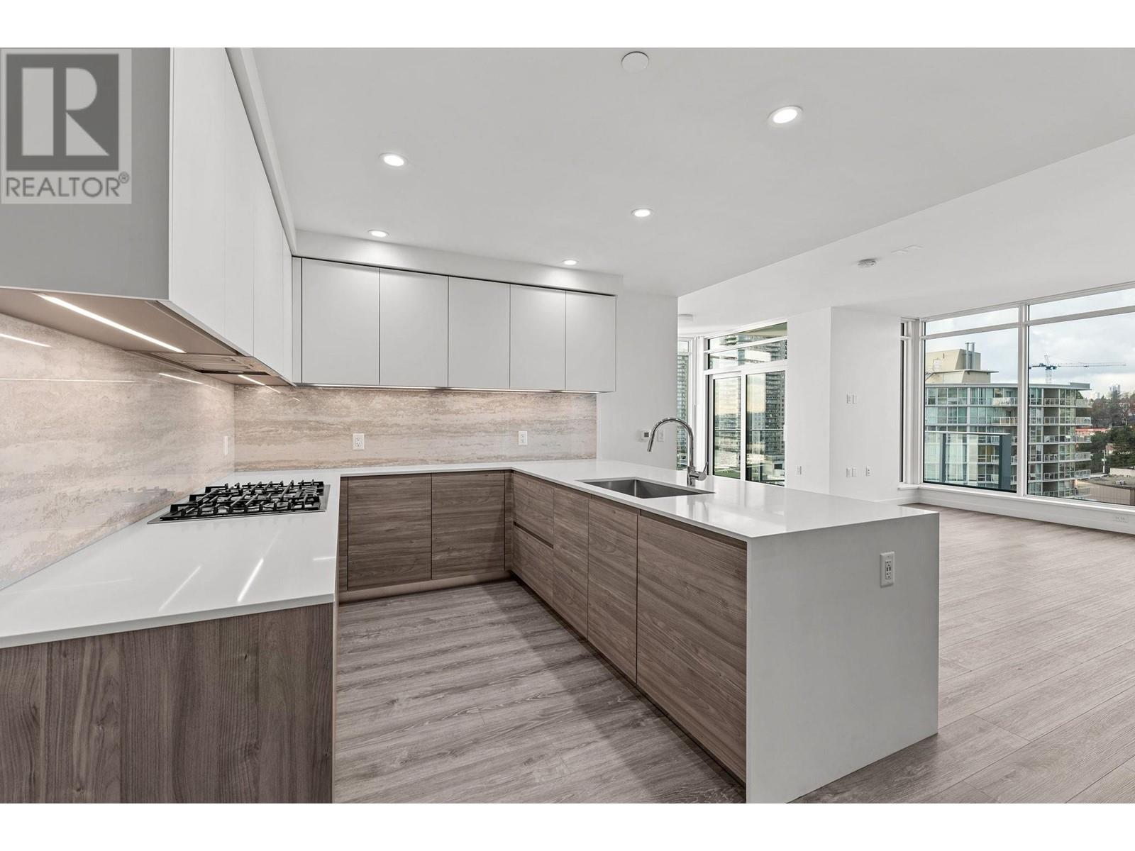 1303 680 Quayside Drive, New Westminster, British Columbia  V3M 0P2 - Photo 4 - R2973396