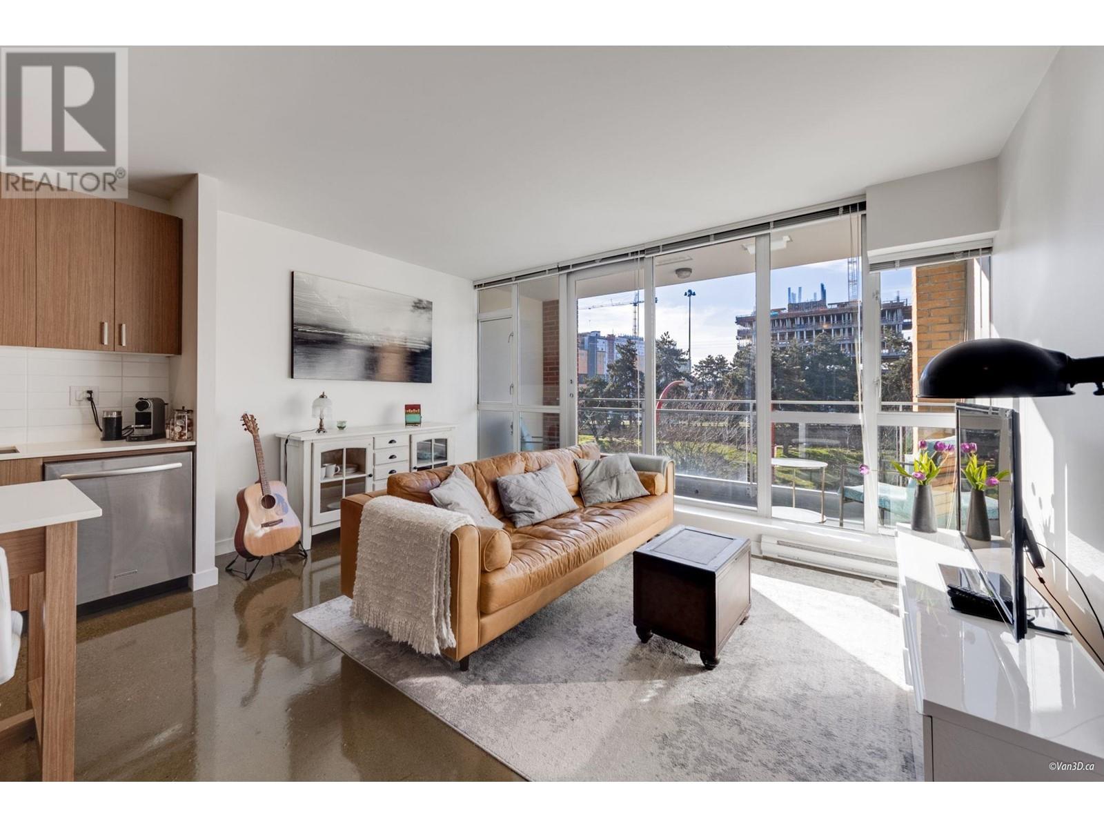 318 221 Union Street, Vancouver, British Columbia  V6A 0B4 - Photo 3 - R2973448