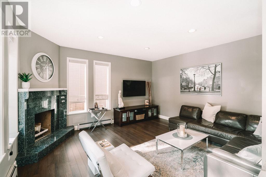 806 Sprice Avenue, Coquitlam, British Columbia  V3J 2P1 - Photo 17 - R2973437
