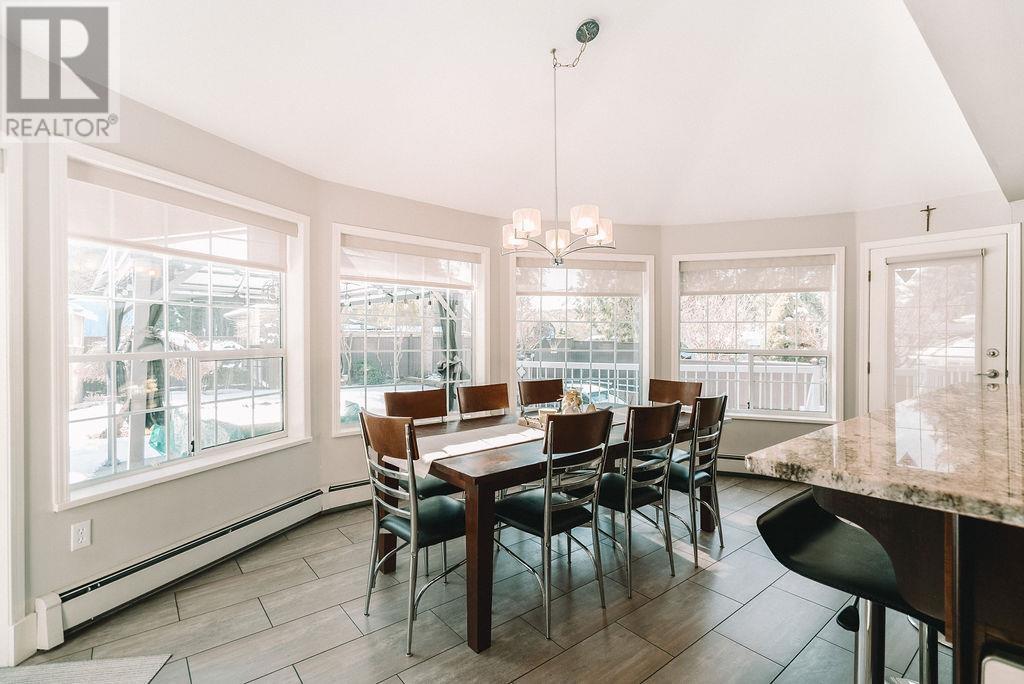806 Sprice Avenue, Coquitlam, British Columbia  V3J 2P1 - Photo 9 - R2973437
