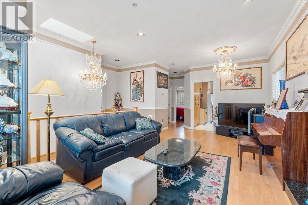 Listing Picture 21 of 32 : 1236 E 61ST AVENUE, Vancouver / 溫哥華 - 魯藝地產 Yvonne Lu Group - MLS Medallion Club Member