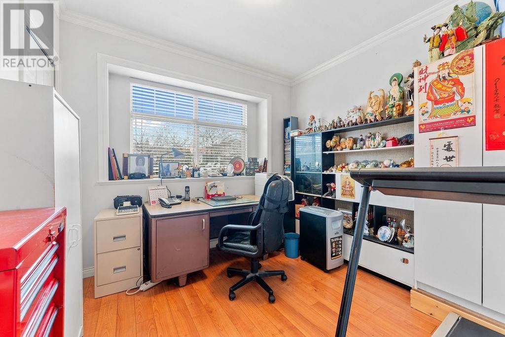 Listing Picture 22 of 32 : 1236 E 61ST AVENUE, Vancouver / 溫哥華 - 魯藝地產 Yvonne Lu Group - MLS Medallion Club Member