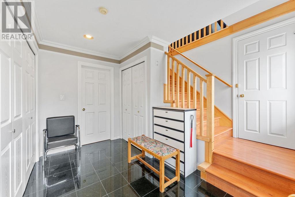 Listing Picture 25 of 32 : 1236 E 61ST AVENUE, Vancouver / 溫哥華 - 魯藝地產 Yvonne Lu Group - MLS Medallion Club Member