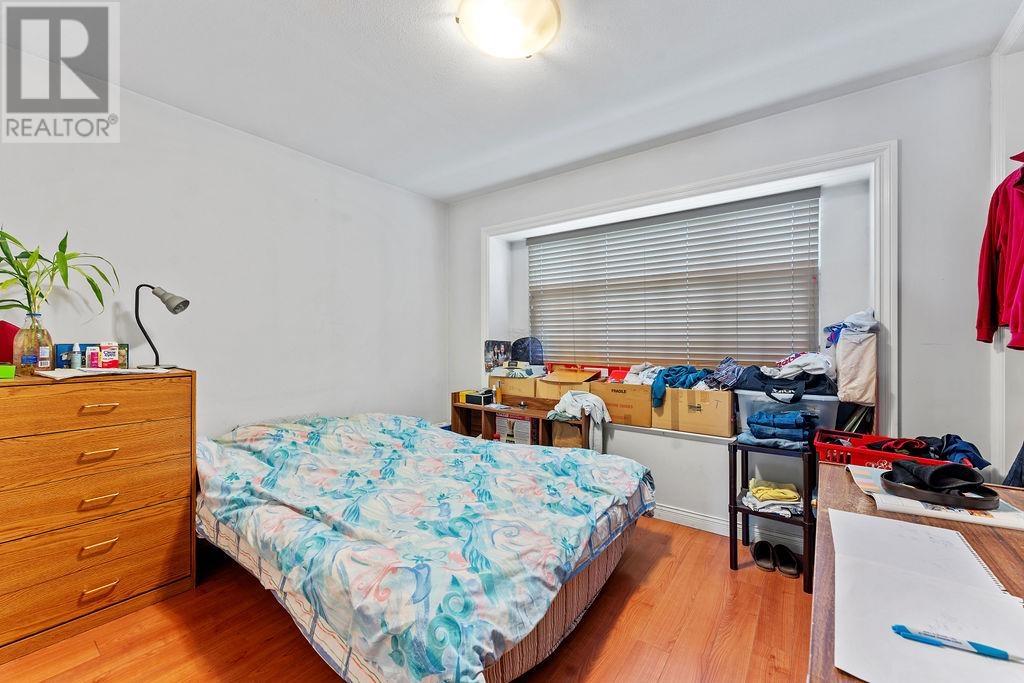 Listing Picture 27 of 32 : 1236 E 61ST AVENUE, Vancouver / 溫哥華 - 魯藝地產 Yvonne Lu Group - MLS Medallion Club Member