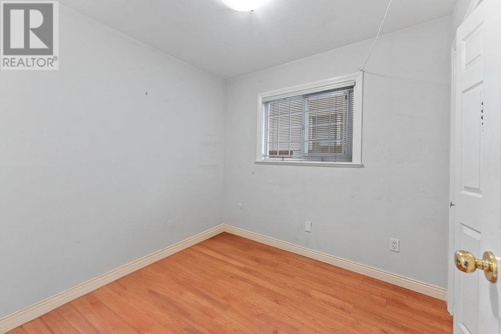 Listing Picture 28 of 32 : 1236 E 61ST AVENUE, Vancouver / 溫哥華 - 魯藝地產 Yvonne Lu Group - MLS Medallion Club Member