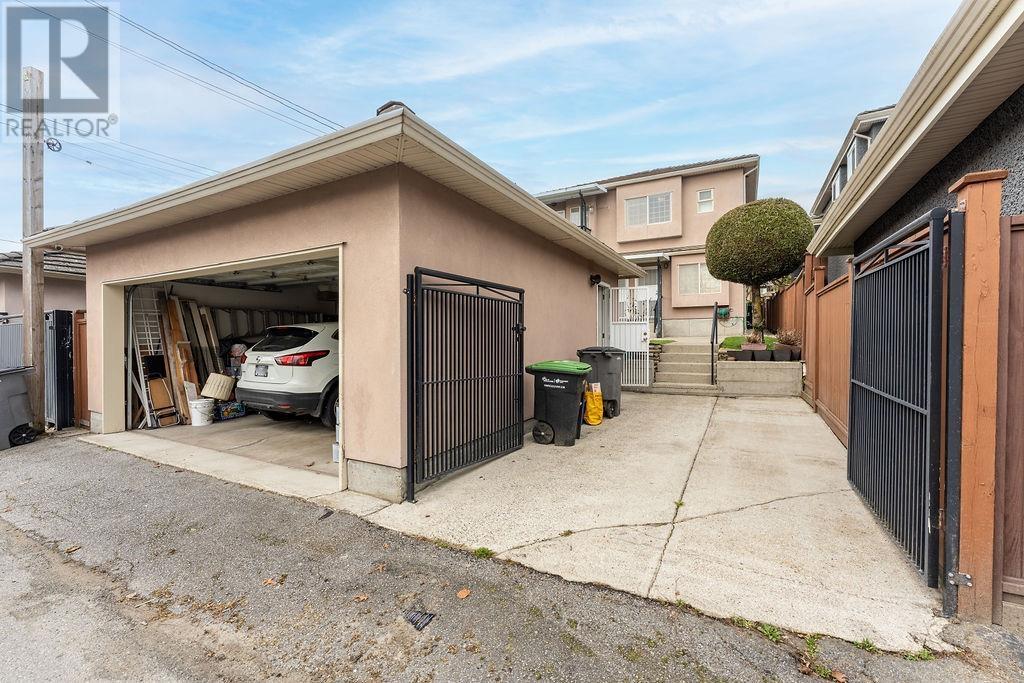 1236 E 61st Avenue, Vancouver, British Columbia  V5X 2C6 - Photo 8 - R2973445