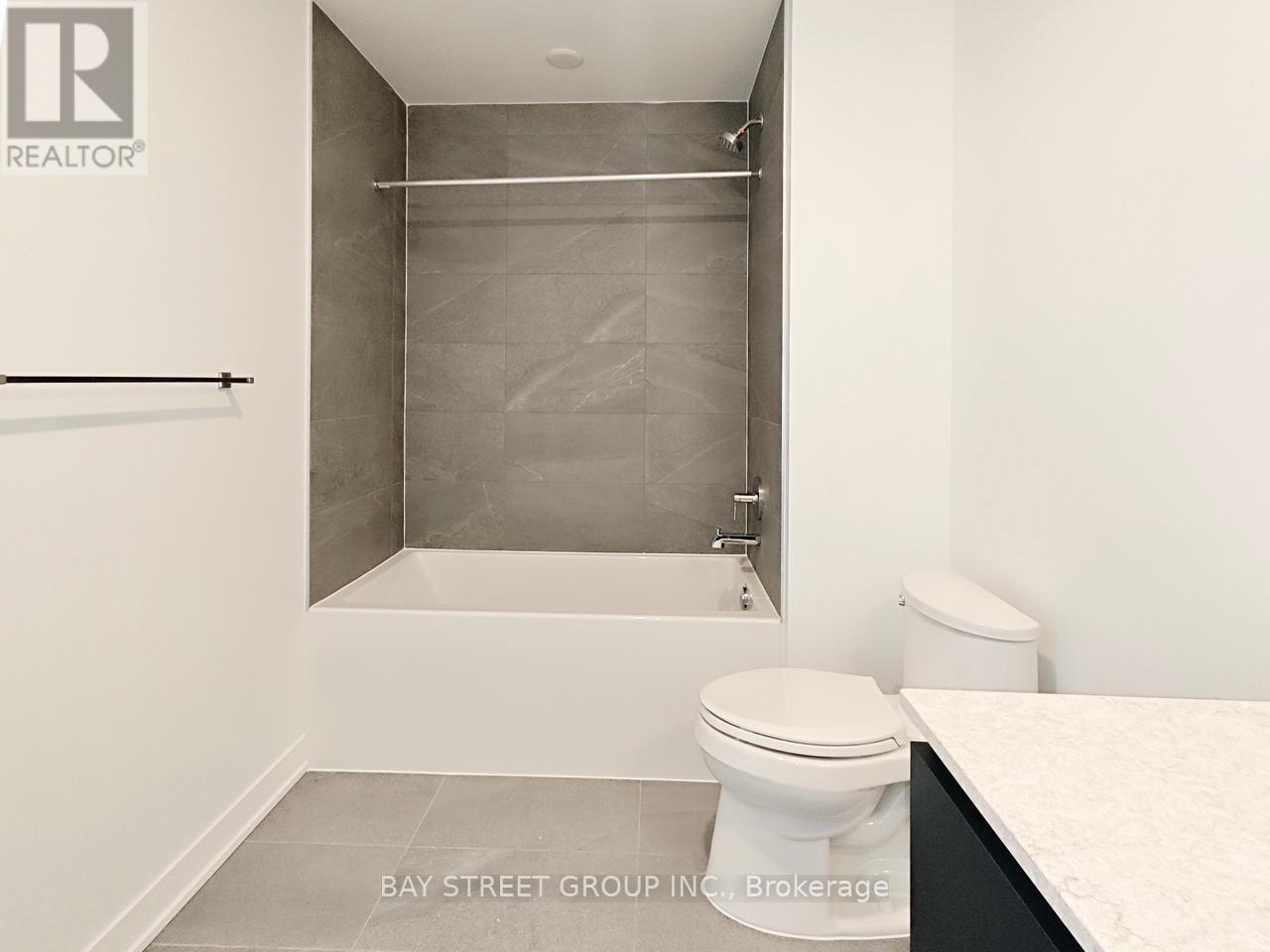 Ph07 - 395 Dundas Street W, Oakville, Ontario  L6M 5R8 - Photo 19 - W12000222