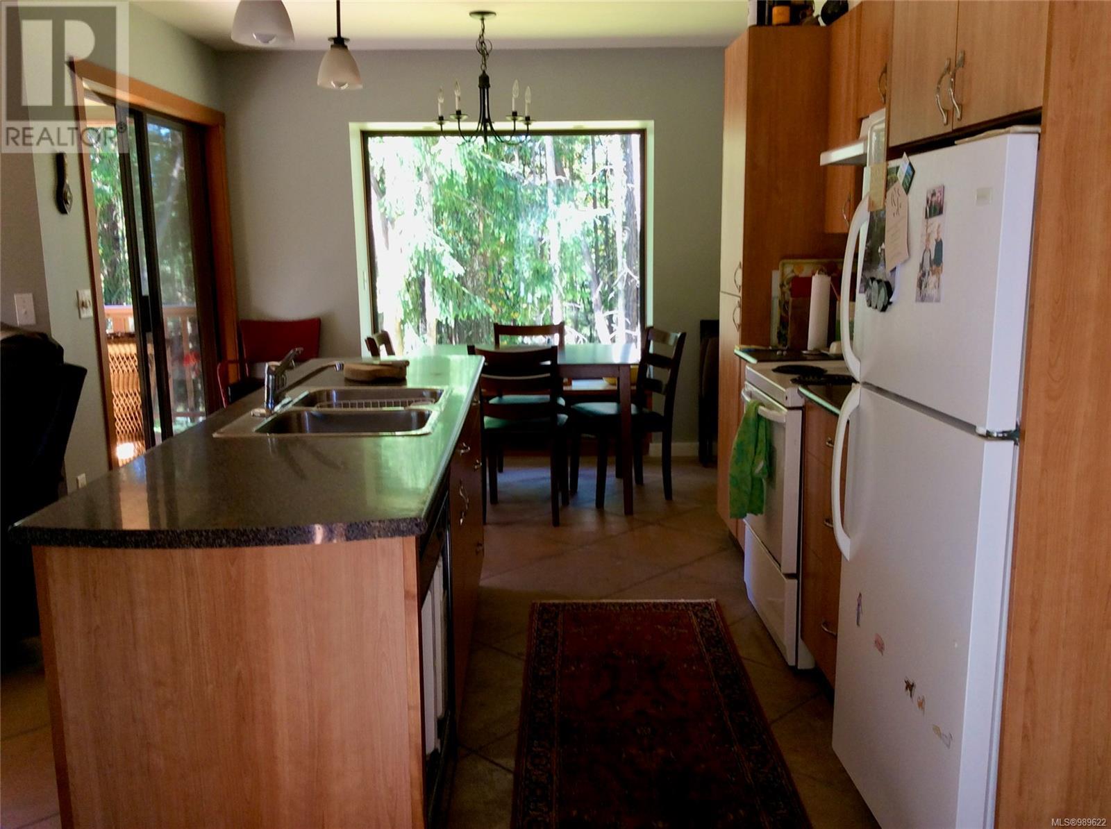877 Sunset Dr, Salt Spring, British Columbia  V8K 1E7 - Photo 38 - 989622