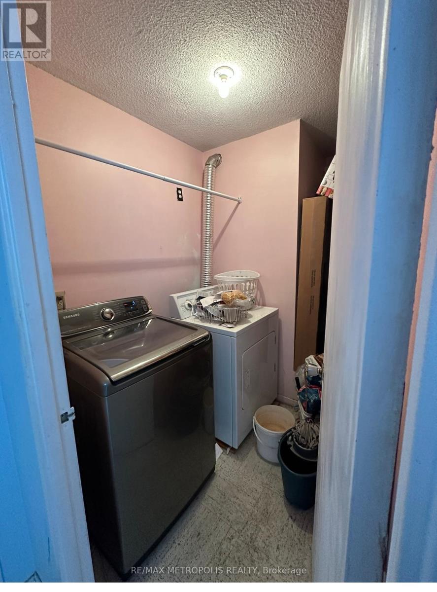 2203 - 380 Dixon Road, Toronto, Ontario  M9R 1T3 - Photo 14 - W12000591