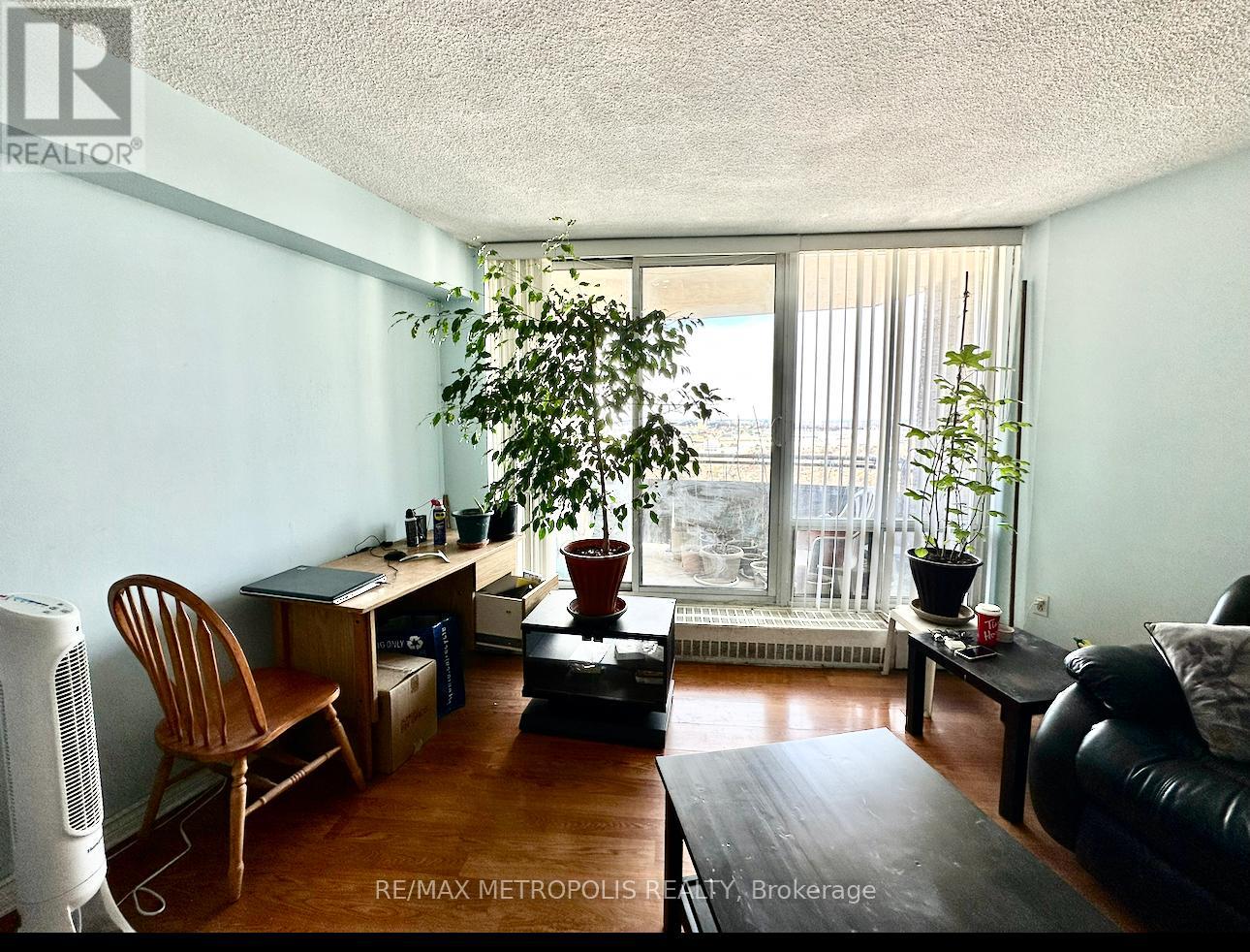 2203 - 380 Dixon Road, Toronto, Ontario  M9R 1T3 - Photo 8 - W12000591