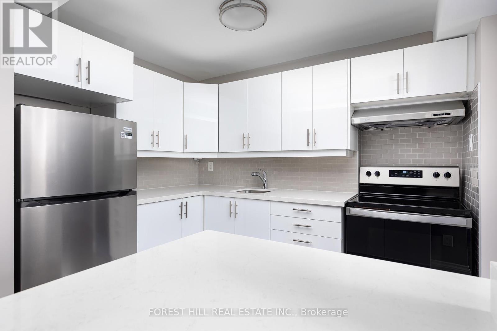 102 - 34 Walmer Road, Toronto, Ontario  M5R 2W6 - Photo 11 - C12000598