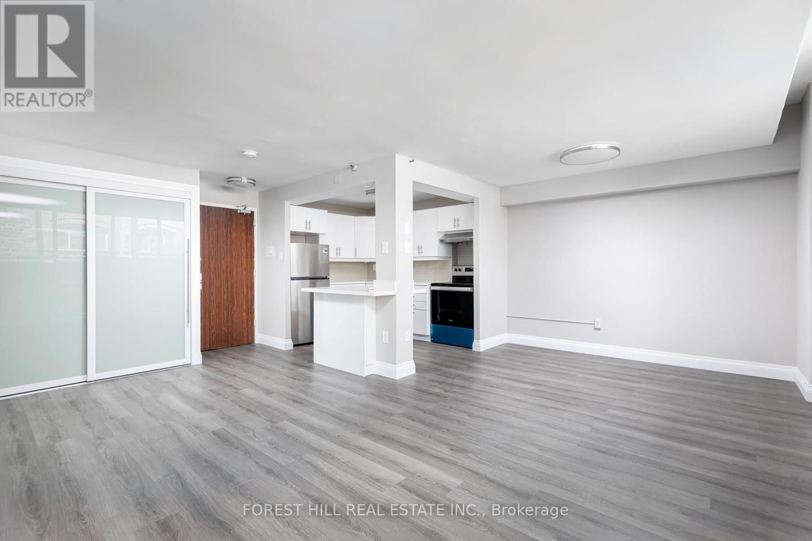 102 - 34 Walmer Road, Toronto, Ontario  M5R 2W6 - Photo 4 - C12000598
