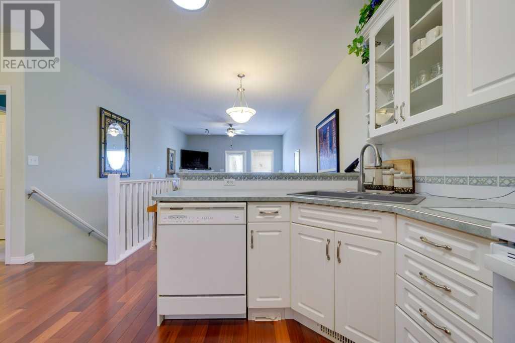 8, 939 Ramage Crescent, Red Deer, Alberta  T4P 3Z9 - Photo 9 - A2198754