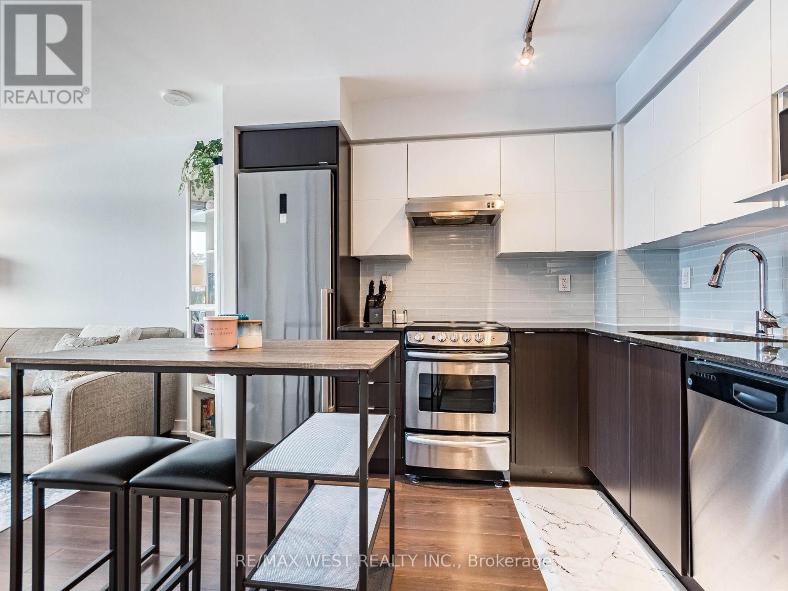 418 - 160 Flemington Road, Toronto, Ontario  M6A 1N6 - Photo 17 - W12000611