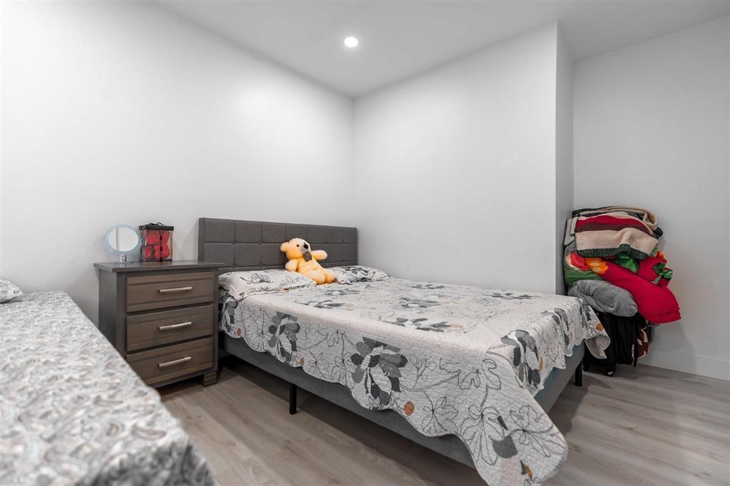 12701 102 Avenue, Surrey, British Columbia  V3V 6N9 - Photo 12 - R2973536