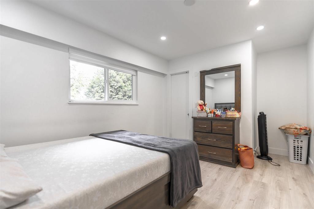 12701 102 Avenue, Surrey, British Columbia  V3V 6N9 - Photo 13 - R2973536