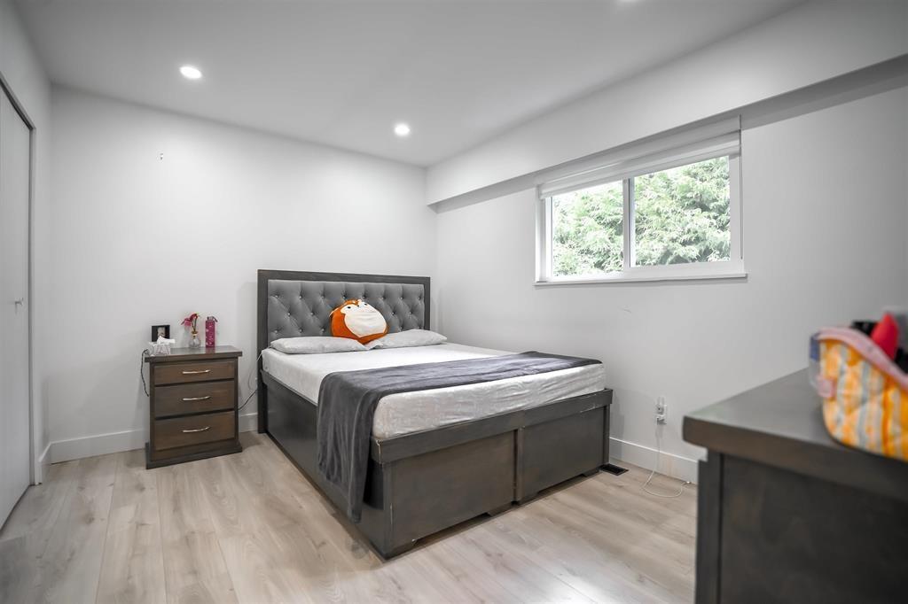 12701 102 Avenue, Surrey, British Columbia  V3V 6N9 - Photo 8 - R2973536