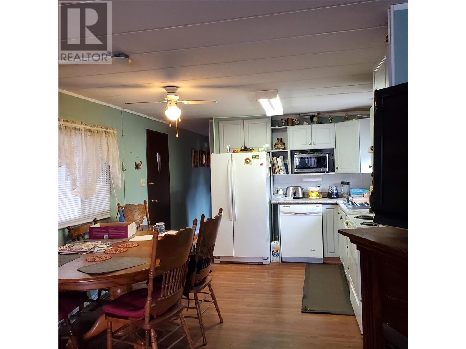 1600 43 Avenue Unit# 11, Vernon, British Columbia  V1T 9G6 - Photo 2 - 10337414