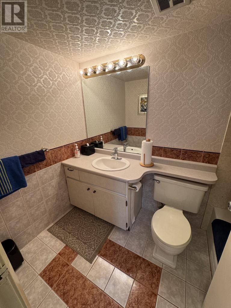 1606 3755 Bartlett Court, Burnaby, British Columbia  V3J 7G7 - Photo 10 - R2973248