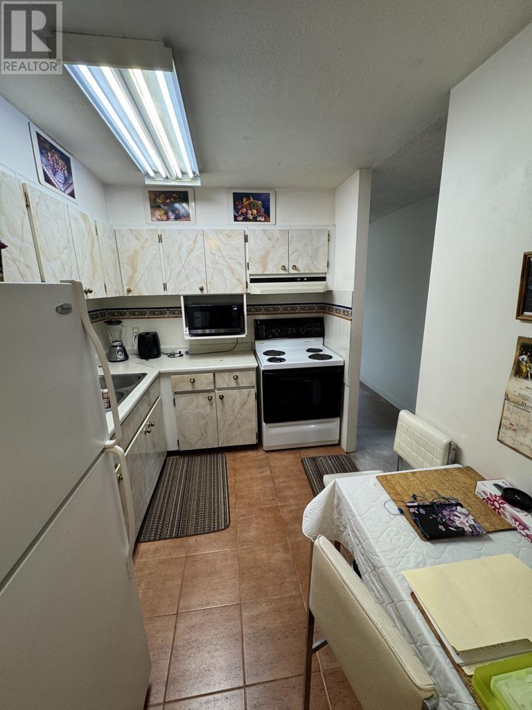 1606 3755 Bartlett Court, Burnaby, British Columbia  V3J 7G7 - Photo 13 - R2973248