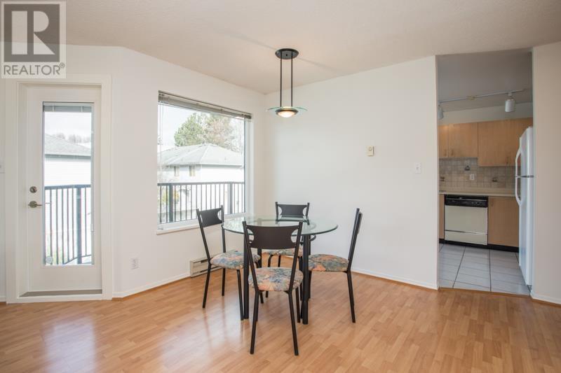 Listing Picture 10 of 27 : 201 7520 MOFFATT ROAD, Richmond / 烈治文 - 魯藝地產 Yvonne Lu Group - MLS Medallion Club Member