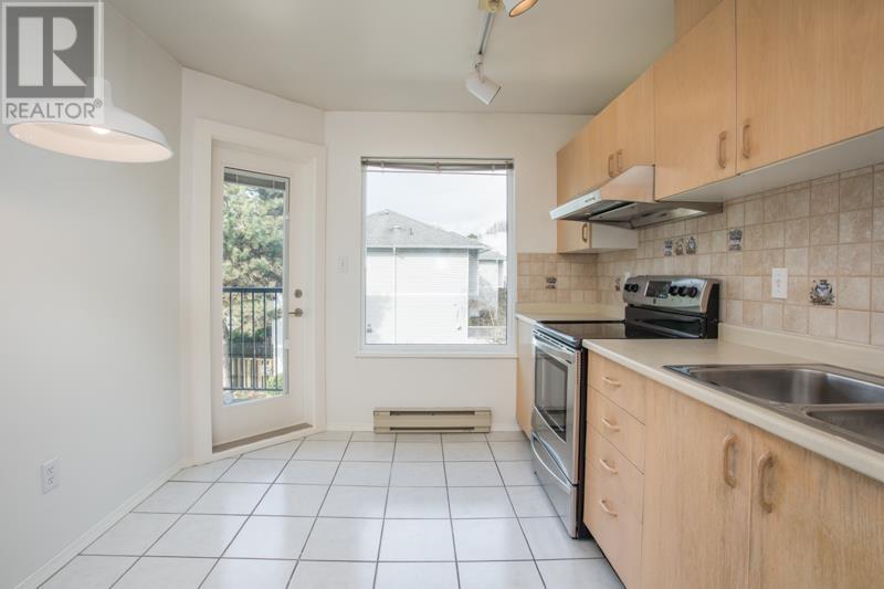 Listing Picture 12 of 27 : 201 7520 MOFFATT ROAD, Richmond / 烈治文 - 魯藝地產 Yvonne Lu Group - MLS Medallion Club Member