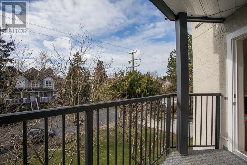 Listing Picture 15 of 27 : 201 7520 MOFFATT ROAD, Richmond / 烈治文 - 魯藝地產 Yvonne Lu Group - MLS Medallion Club Member
