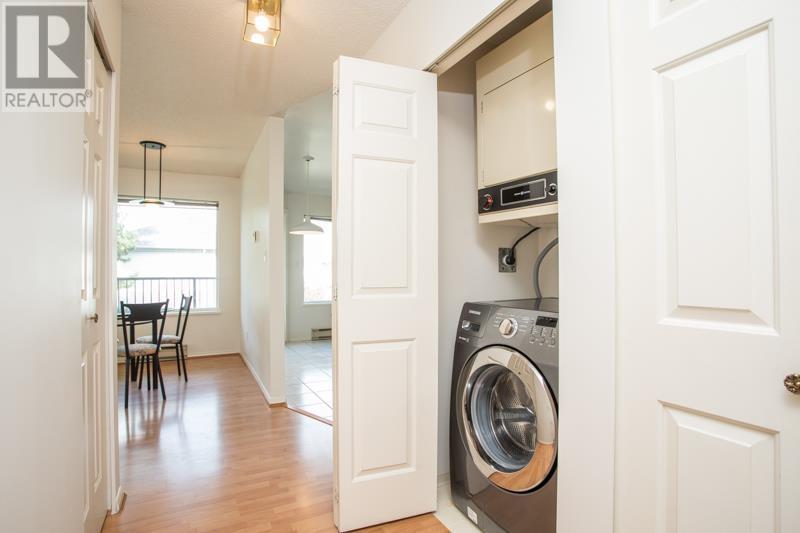 Listing Picture 23 of 27 : 201 7520 MOFFATT ROAD, Richmond / 烈治文 - 魯藝地產 Yvonne Lu Group - MLS Medallion Club Member