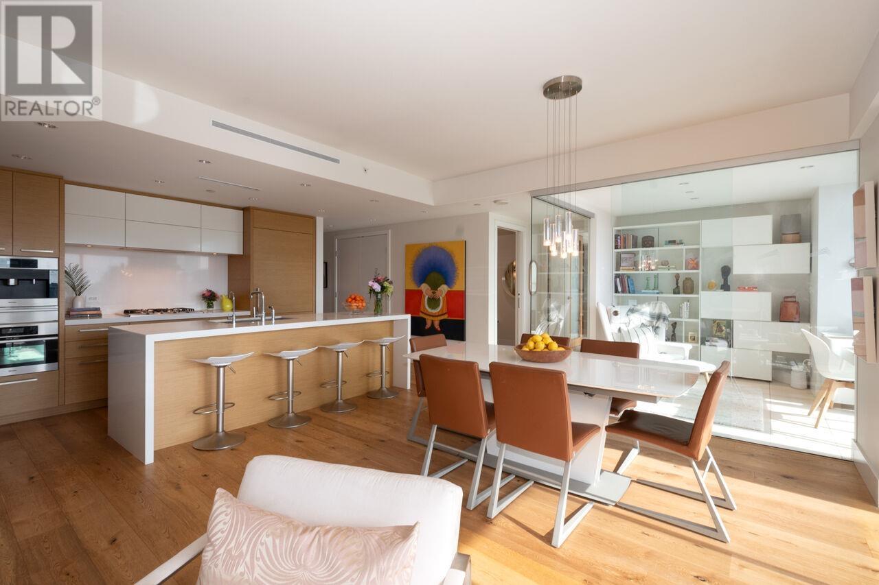 Listing Picture 13 of 40 : 2001 667 HOWE STREET, Vancouver / 溫哥華 - 魯藝地產 Yvonne Lu Group - MLS Medallion Club Member