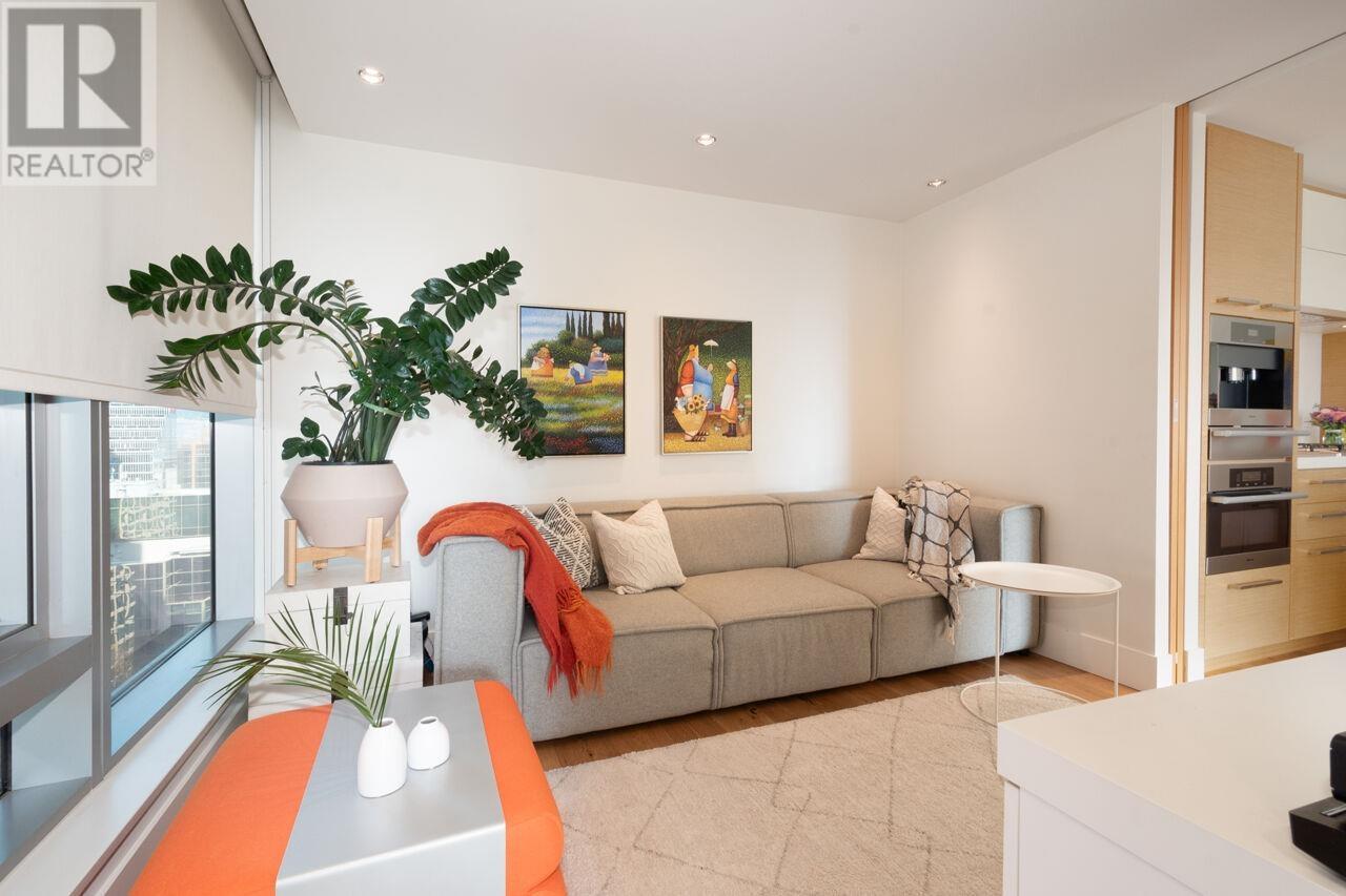 Listing Picture 18 of 40 : 2001 667 HOWE STREET, Vancouver / 溫哥華 - 魯藝地產 Yvonne Lu Group - MLS Medallion Club Member