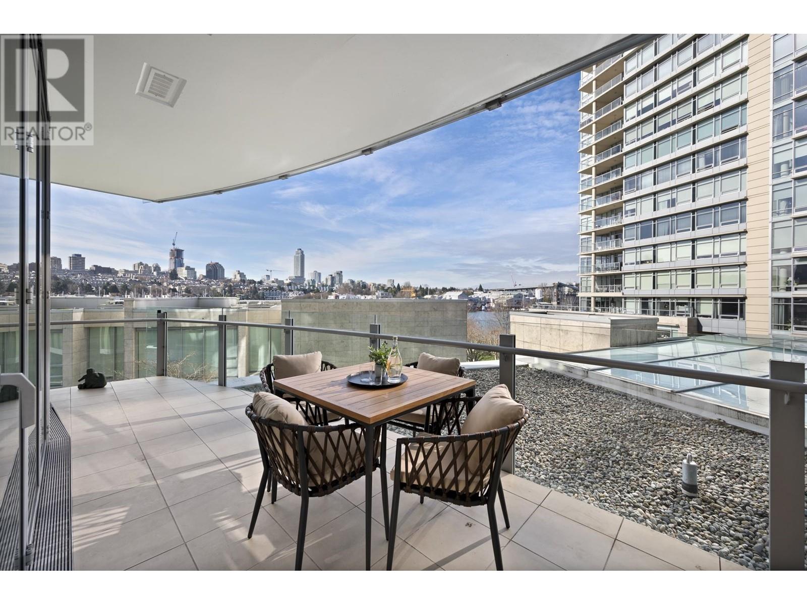 Listing Picture 20 of 37 : 301 1560 HOMER MEWS, Vancouver / 溫哥華 - 魯藝地產 Yvonne Lu Group - MLS Medallion Club Member