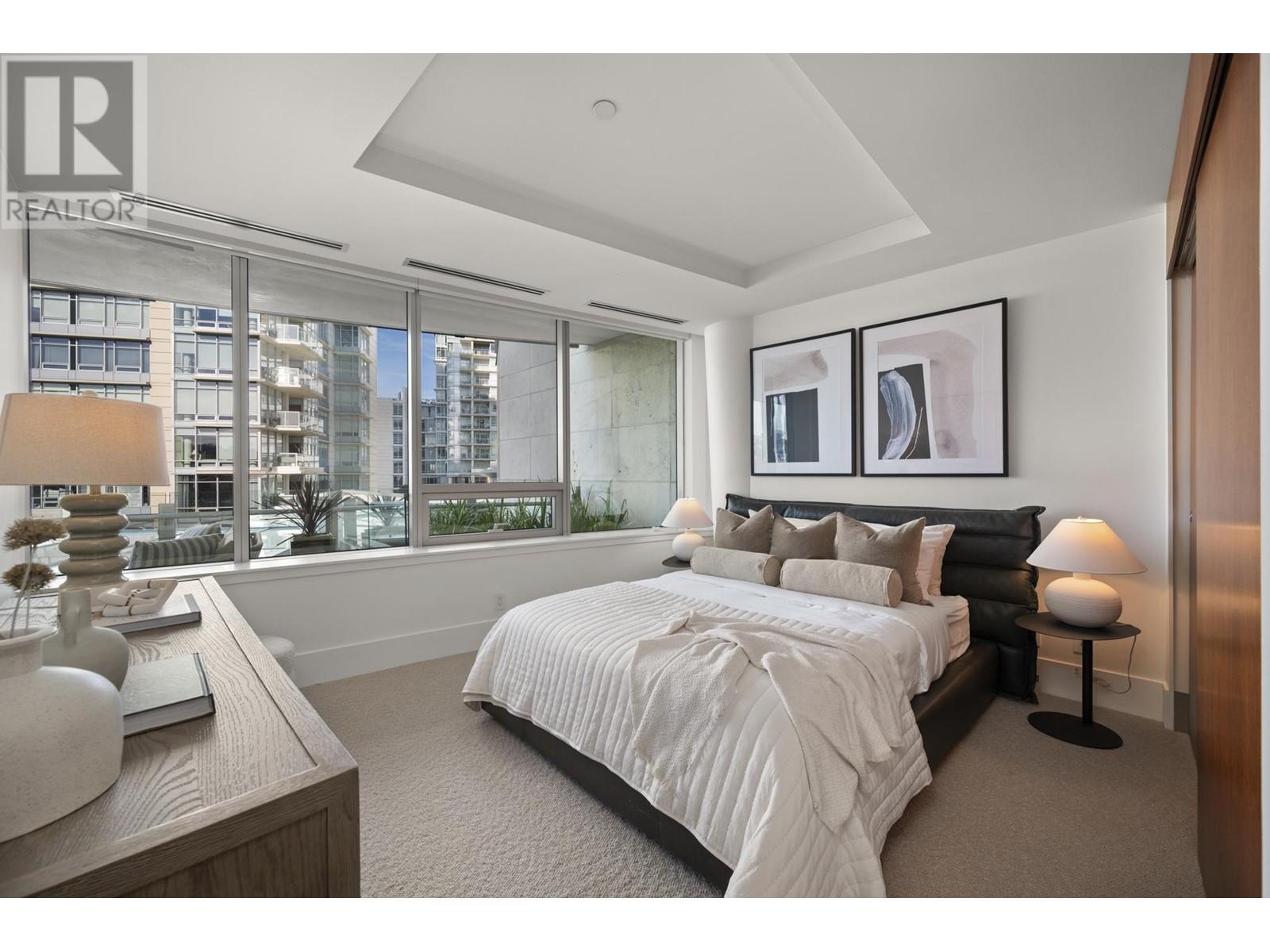 Listing Picture 25 of 37 : 301 1560 HOMER MEWS, Vancouver / 溫哥華 - 魯藝地產 Yvonne Lu Group - MLS Medallion Club Member