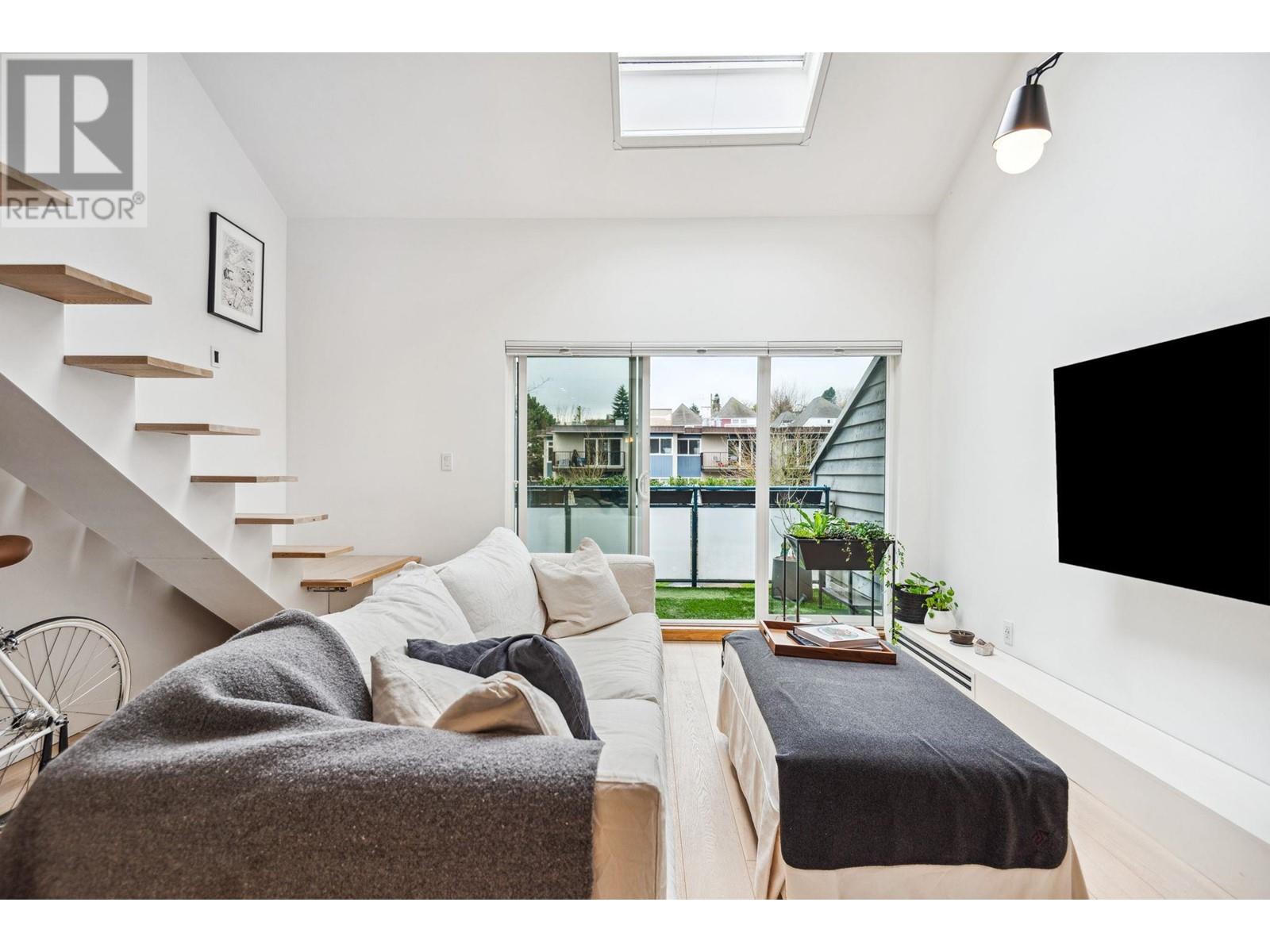 Ph1 2125 York Avenue, Vancouver, British Columbia  V6K 1C4 - Photo 3 - R2973506