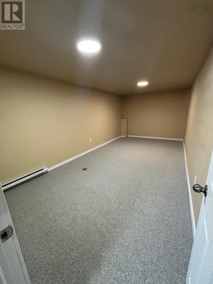 141 Mcintyre Lane, Glace Bay, Nova Scotia  B1A 4S1 - Photo 20 - 202503189