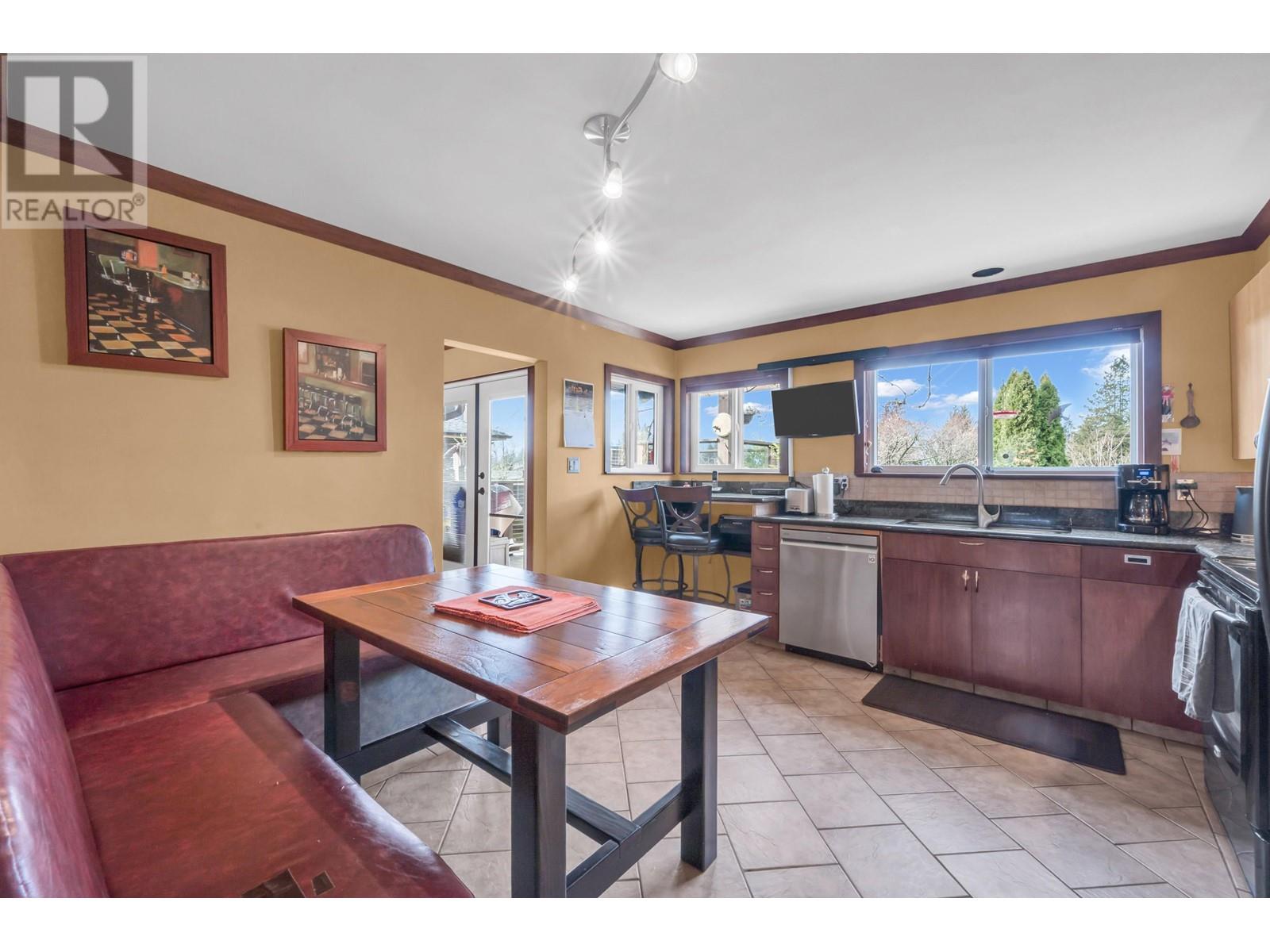 870 Seymour Drive, Coquitlam, British Columbia  V3J 6V7 - Photo 14 - R2973508