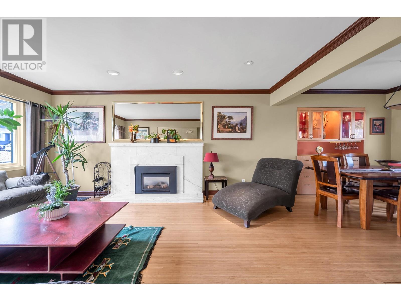 870 Seymour Drive, Coquitlam, British Columbia  V3J 6V7 - Photo 6 - R2973508