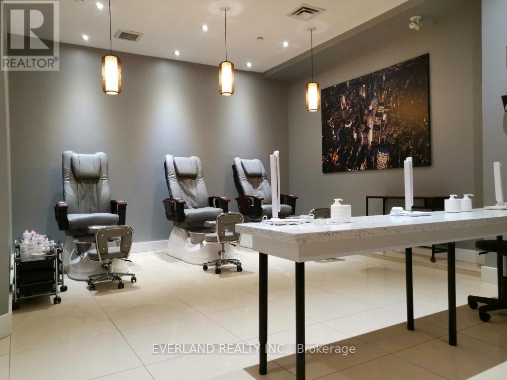 28 - 655 Dixon Road, Toronto, Ontario  M9W 1J3 - Photo 5 - W12000723