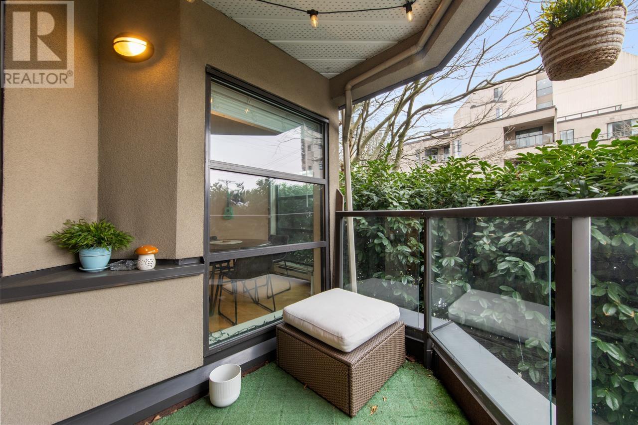 Listing Picture 8 of 22 : 212 1106 PACIFIC STREET, Vancouver / 溫哥華 - 魯藝地產 Yvonne Lu Group - MLS Medallion Club Member