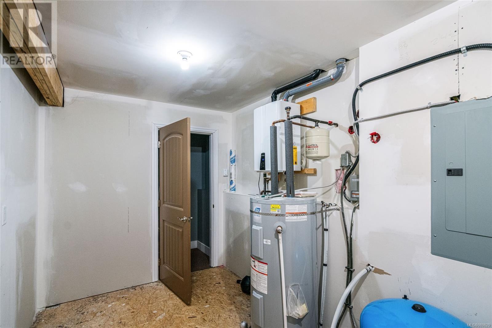 Property at 315 Allsbrook Rd image 2