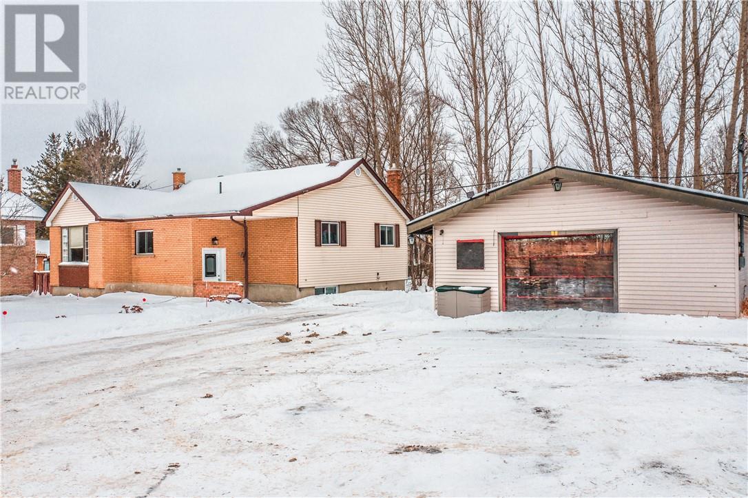 60 Allan Street, Coniston, Ontario  P0M 1M0 - Photo 34 - 2120973