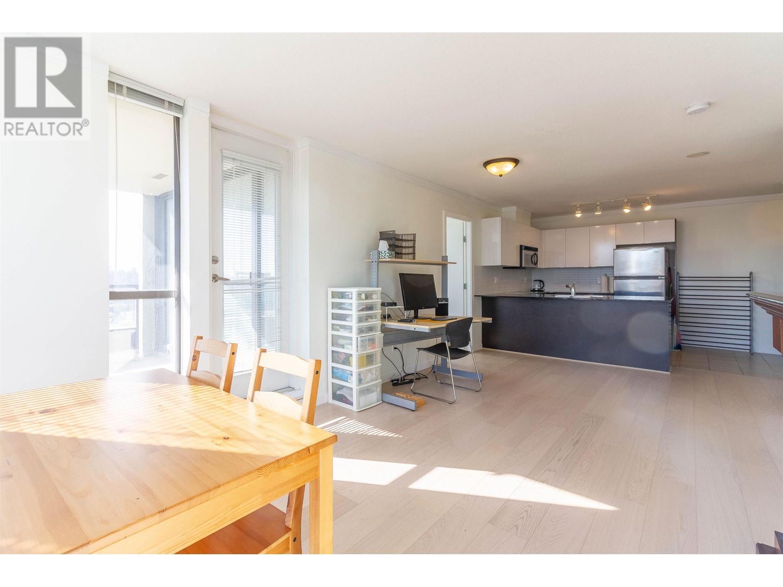 1906 4118 Dawson Street, Burnaby, British Columbia  V5C 0A3 - Photo 5 - R2973476