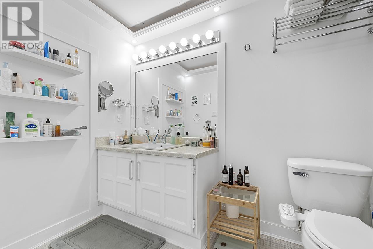 Listing Picture 13 of 17 : 306 7180 LINDEN AVENUE, Burnaby / 本拿比 - 魯藝地產 Yvonne Lu Group - MLS Medallion Club Member