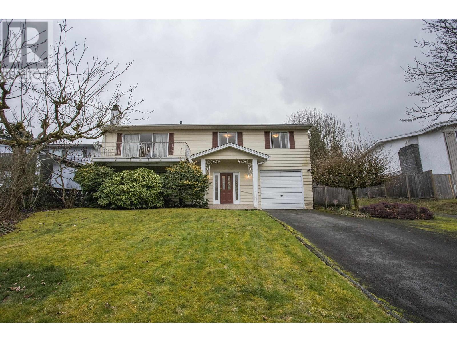 7972 BURNFIELD CRESCENT, burnaby, British Columbia