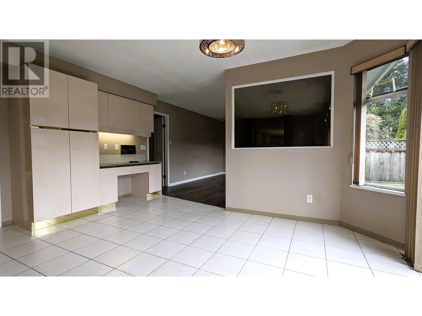 Listing Picture 11 of 28 : 9531 CAPELLA DRIVE, Richmond / 烈治文 - 魯藝地產 Yvonne Lu Group - MLS Medallion Club Member